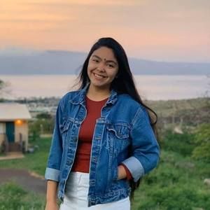 Meet your Posher, Emily sofia